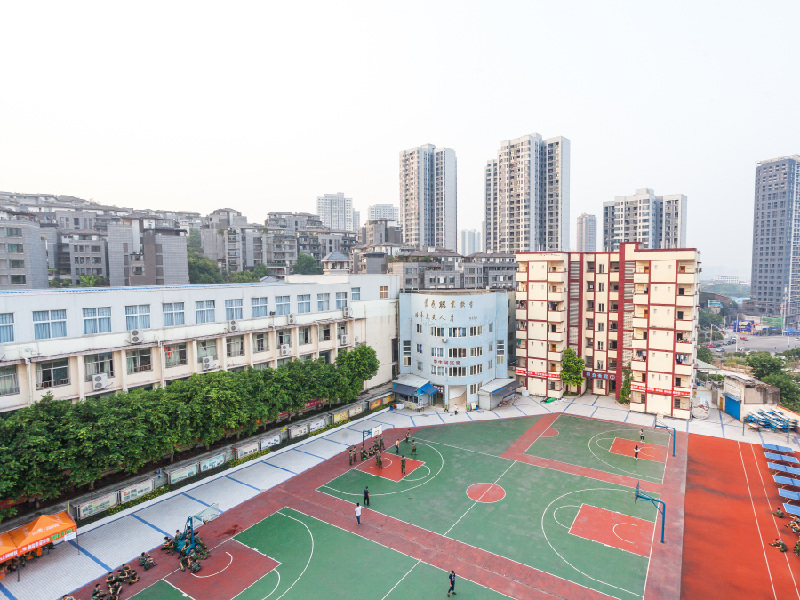 重庆建筑高级技工学校环境图片