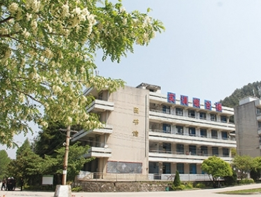 贵州省贵阳市中山科技学校图书馆