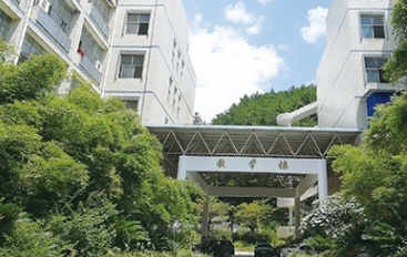 贵州省贵阳市中山科技学校教学楼