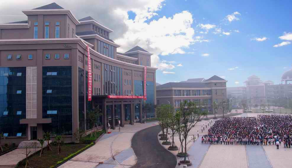 重庆市医药卫生学校开设有哪些专业