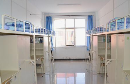 重庆知行卫生学校寝室环境、宿舍图片