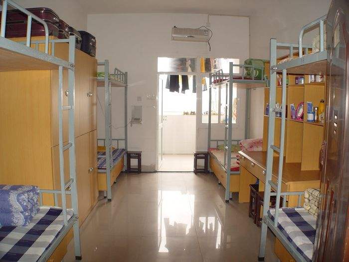 泸州市鹏程职业学校宿舍环境、寝室环境