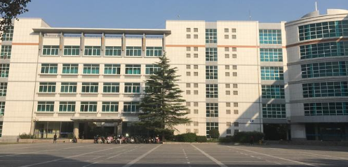 信阳电子学校教学楼