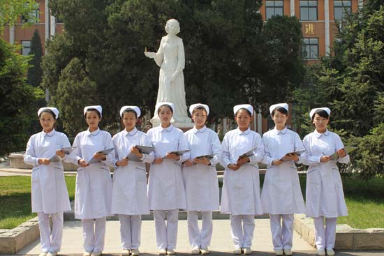 北京护士学校学费、大概收费是多少