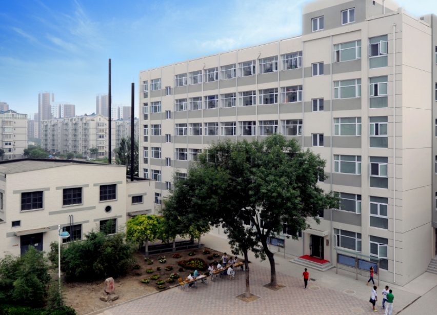 天津市经济贸易学校环境、学校图片