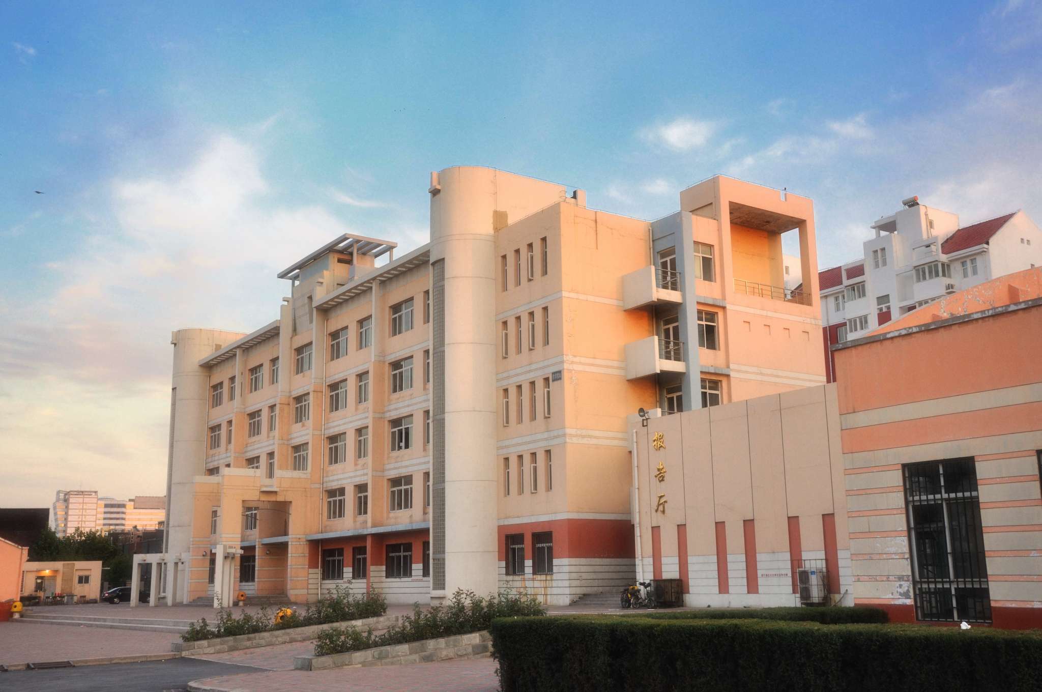 天津市建筑工程学校环境、学校图片