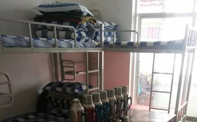 日喀则市职业技术学校寝室环境