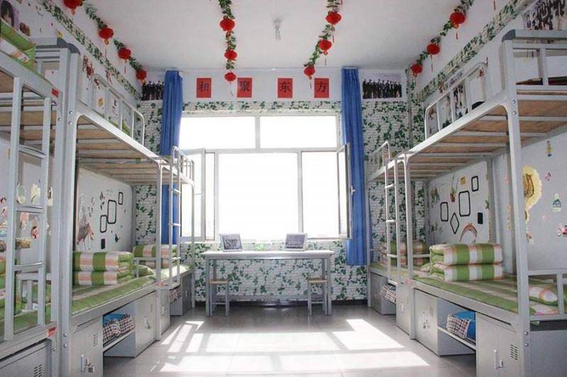 惠州市宝山职业技术学校宿舍环境、寝室环境