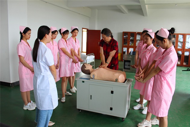 2020年江西鹰潭卫生学校有哪些专业
